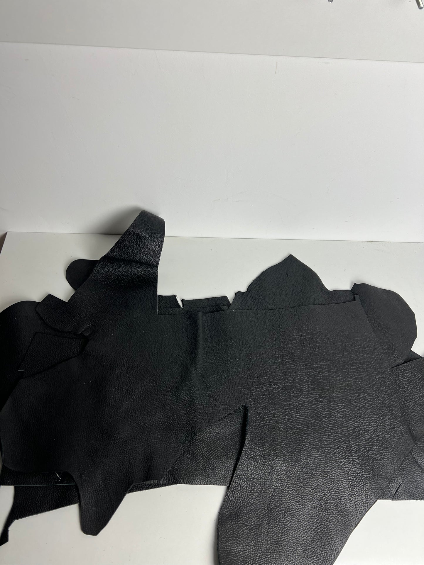 Pieces of Leather, Medium and Large pieces, Color Black, Cow, Nice finish look | 0.8 kg  | 1.8 lb
